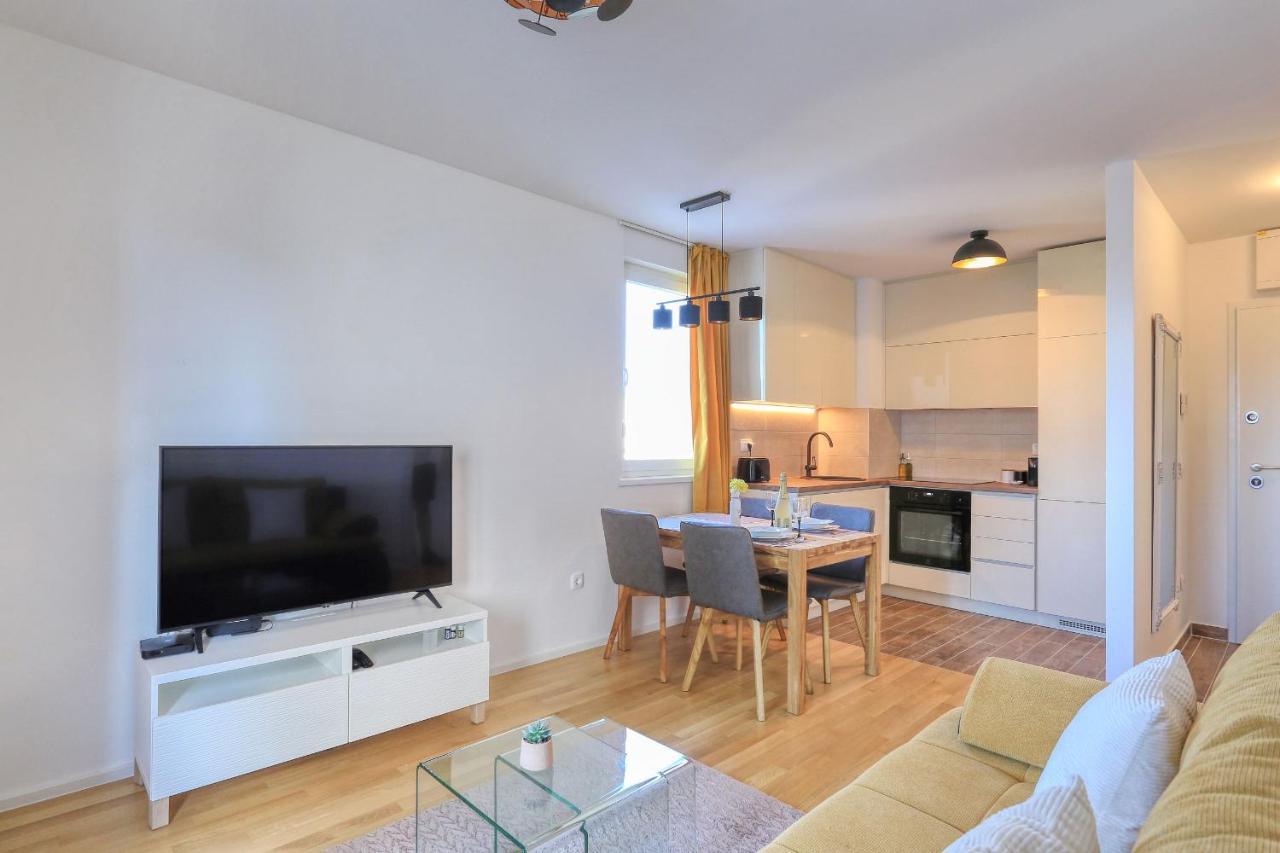 Apartmán Barbara With Private Parking In The Garage Zadar Exteriér fotografie