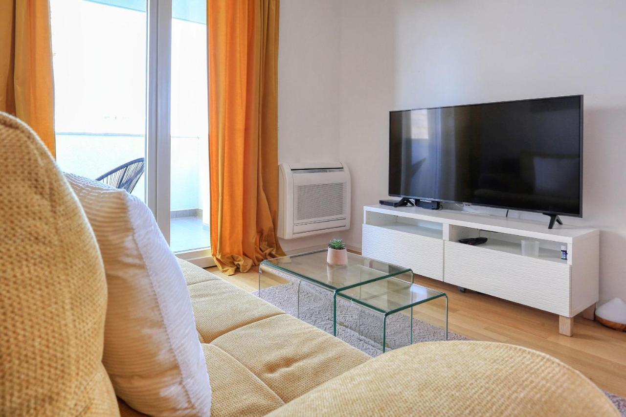 Apartmán Barbara With Private Parking In The Garage Zadar Exteriér fotografie