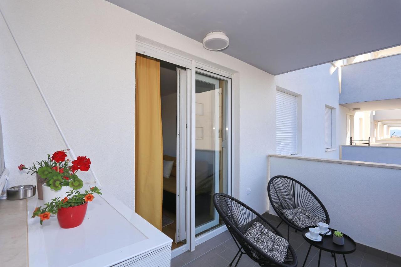 Apartmán Barbara With Private Parking In The Garage Zadar Exteriér fotografie