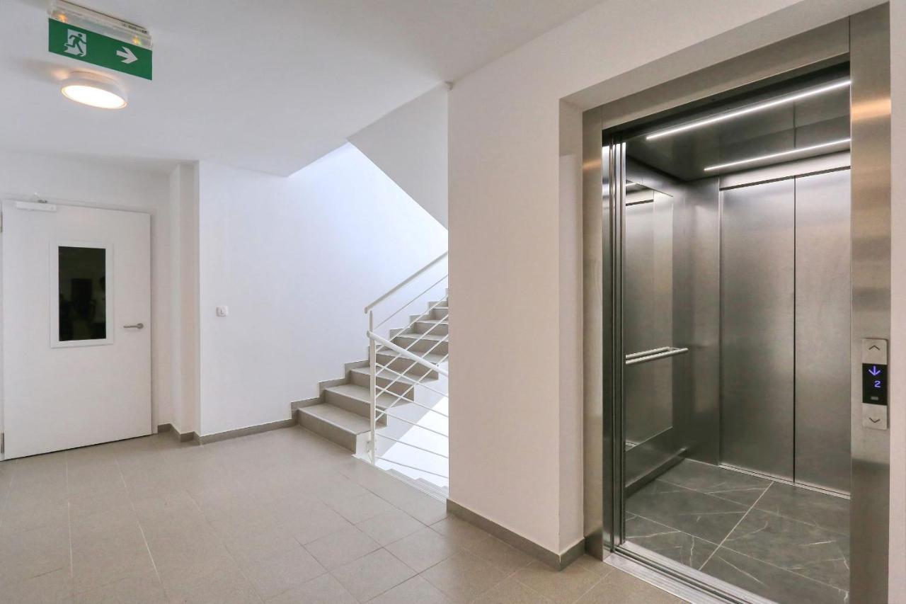 Apartmán Barbara With Private Parking In The Garage Zadar Exteriér fotografie